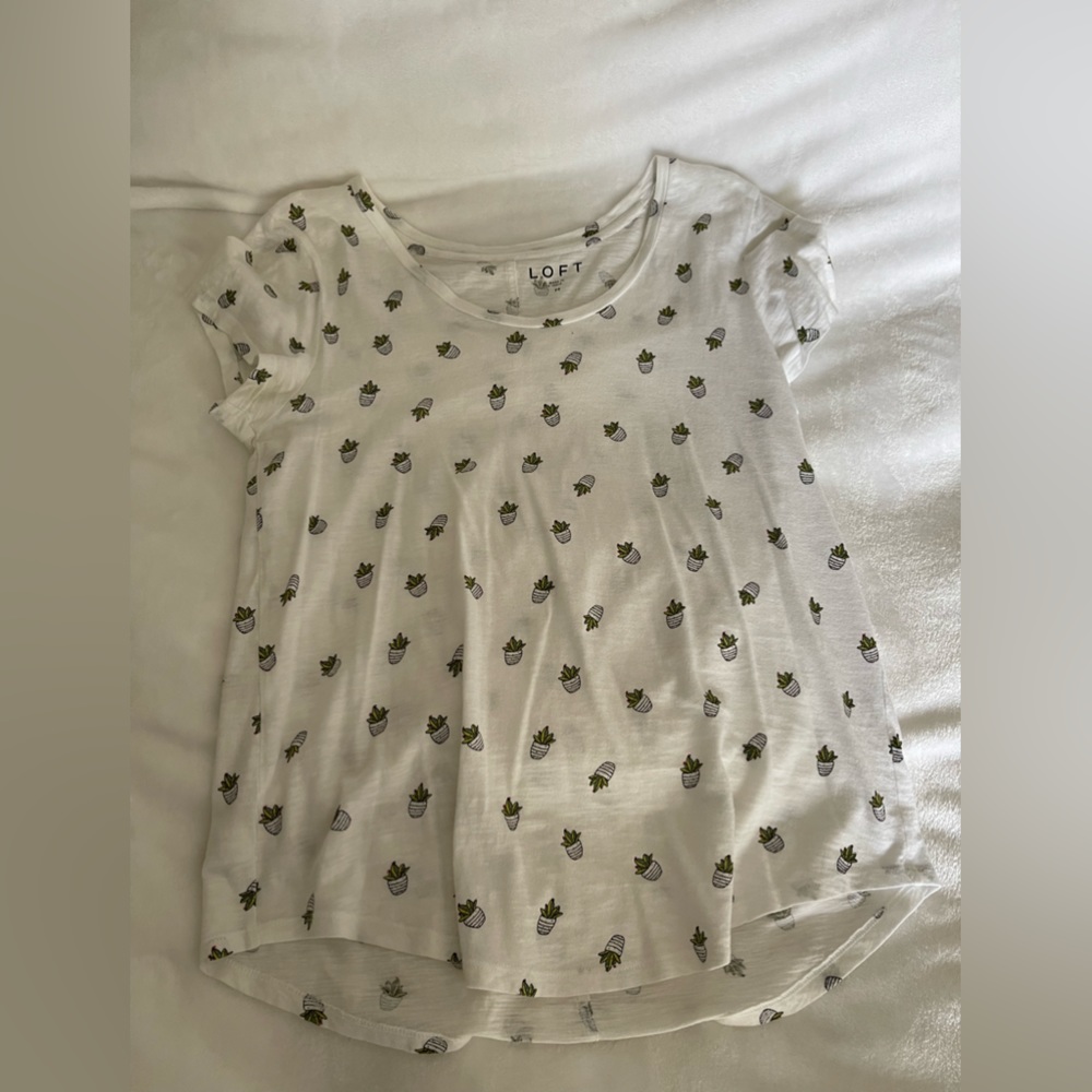 Loft Tshirt